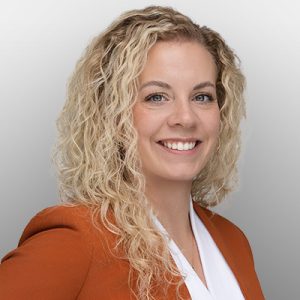 Hannah Richman Headshot