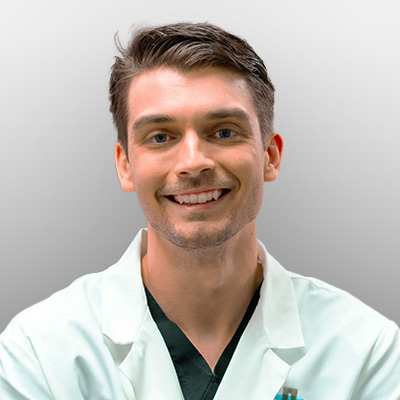 Dr. Reyna's Headshot