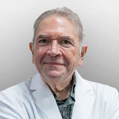Dr. Silverman's Headshot
